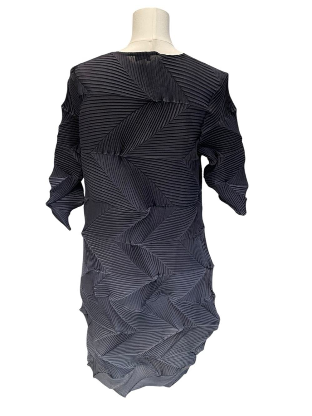 Alquema Annie Pleated Textured Shift Dress View 4